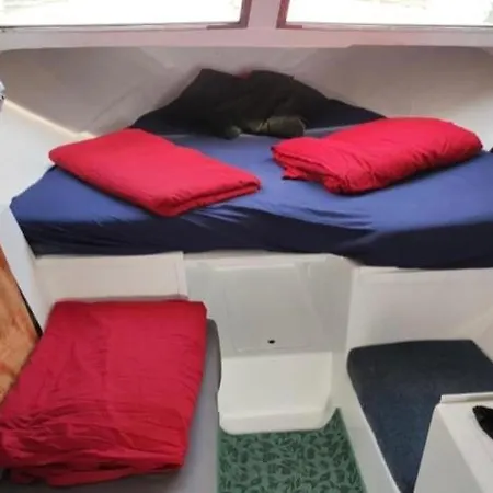 Botel Boat To Sleep In Barcelona